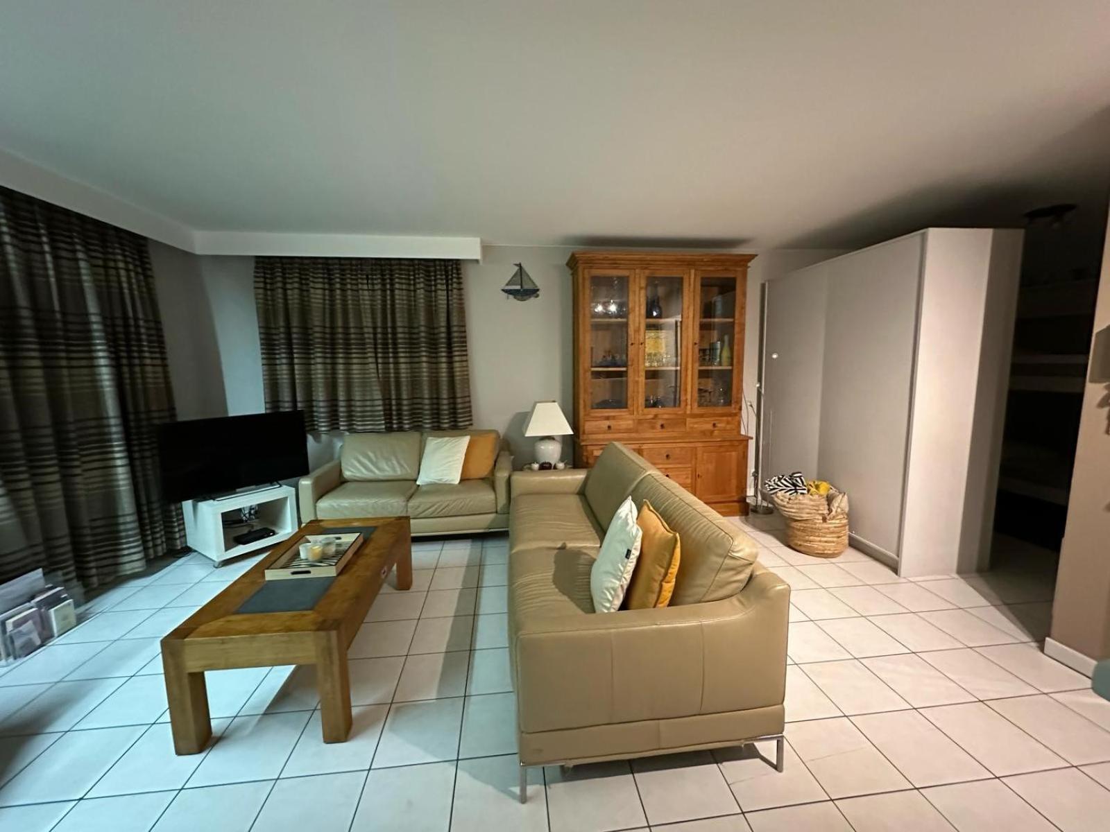 Appartement Renove A Nieuport, Franslaan 123 Residence Zonnekeer Exteriör bild